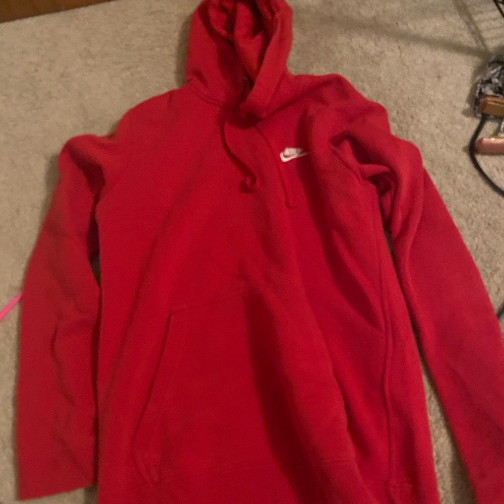 men’s red nike sweatshirt